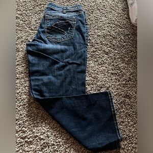 Size 31 Aiko silver capris smoke free home worn once